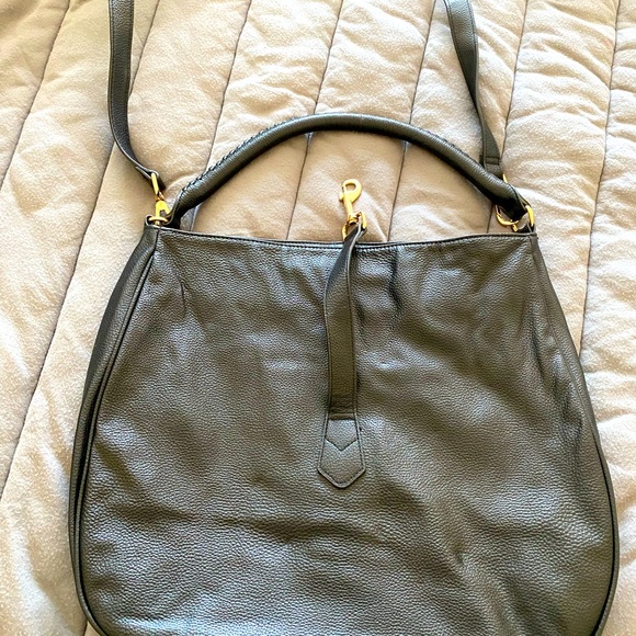 Slouchy suede hobo bag with strap from H&M - Picture 3 of 8